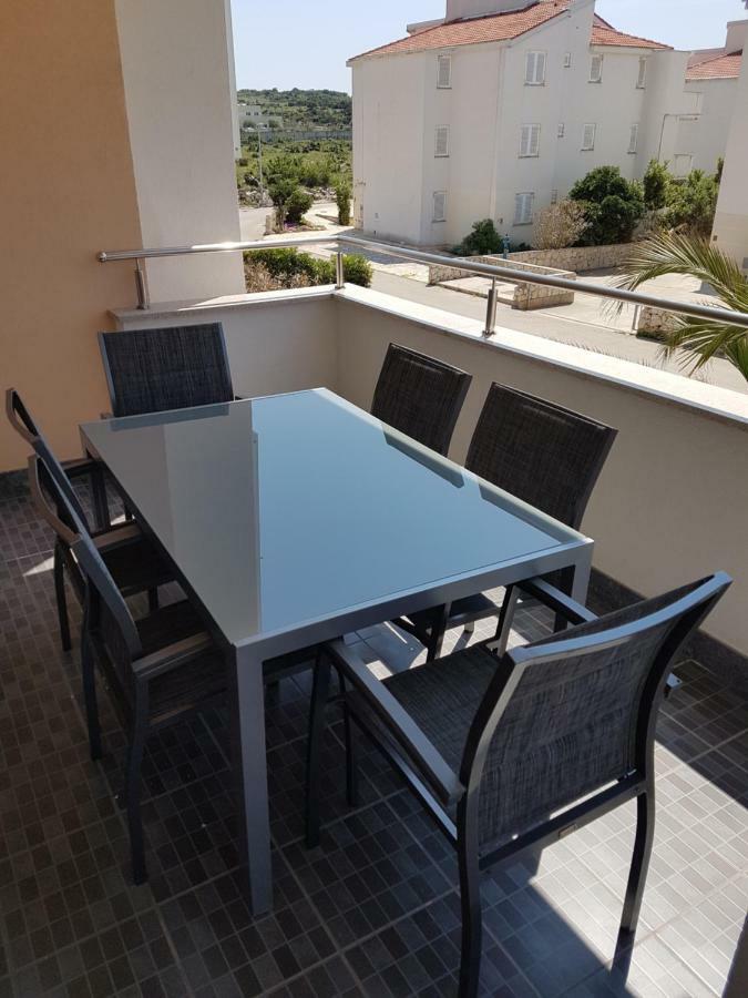 Apartment Novalja 4+2 Luaran gambar